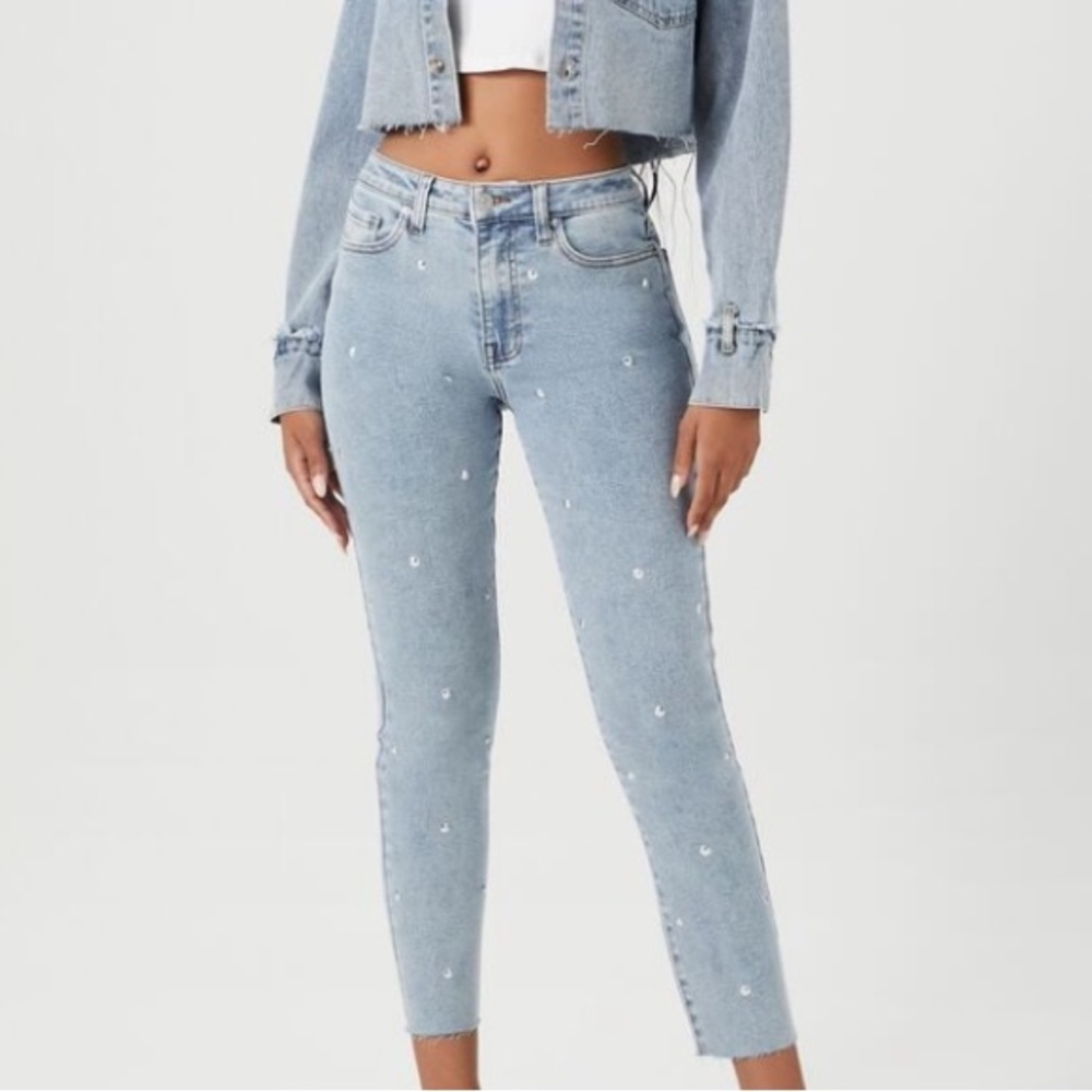 Forever21 Jeans. Size 6.